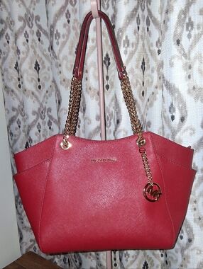 SOLD Michael Kors Large Jet Set Chain Tote Bag